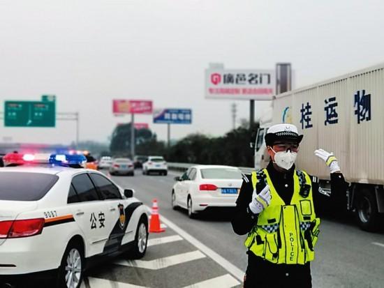 【太阳成tyc7111cc】宝华洲社区:扮靓美丽里弄 助力美丽梅城(图1) 太阳成tyc7111cc官网